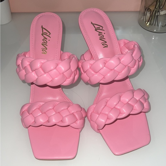 Shoes - Pink braided high heels
